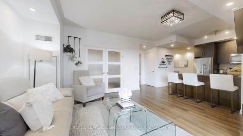 510-60 Berwick Avenue, Toronto, ON - Indoor