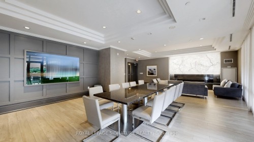 510-60 Berwick Avenue, Toronto, ON - Indoor Photo Showing Dining Room