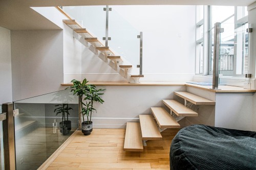 Escalier - 1944 Rue Tupper, Montréal (Ville-Marie), QC - Indoor Photo Showing Other Room