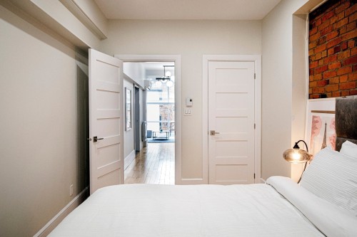 Chambre à coucher - 1944 Rue Tupper, Montréal (Ville-Marie), QC - Indoor Photo Showing Bedroom