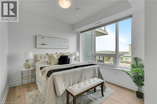 385 Winston Road Unit# 505, Grimsby, ON - Indoor Photo Showing Bedroom