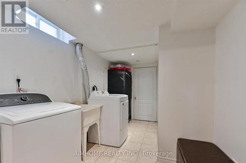 12 Boxhill Road, Markham, ON - Indoor Photo Showing Laundry Room