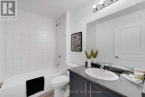 136 - 5055 Greenlane Road, Lincoln, ON - Indoor Photo Showing Laundry Room