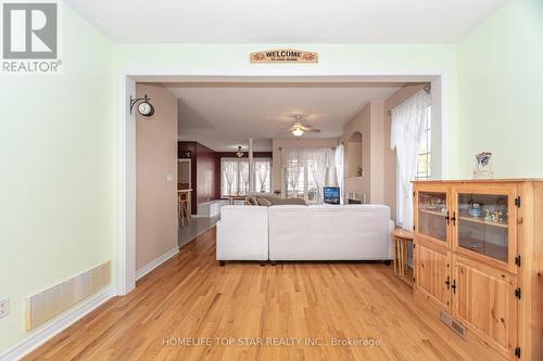 26 Delray Drive E, Markham, ON - Indoor Photo Showing Living Room