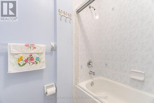 26 Delray Drive E, Markham, ON - Indoor Photo Showing Bathroom