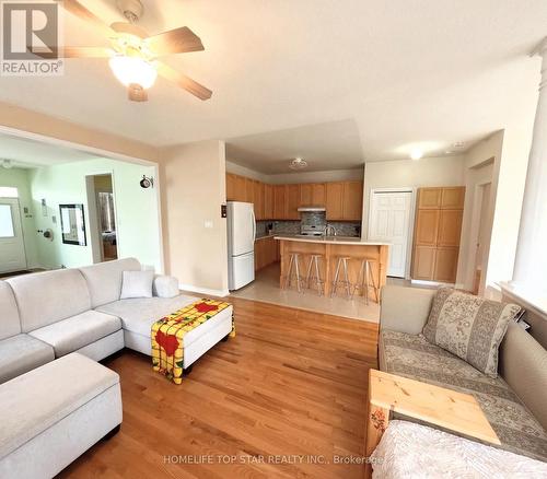 26 Delray Drive E, Markham, ON - Indoor