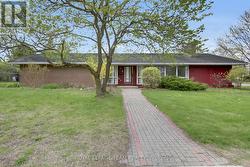 2 ALEUTIAN ROAD Ottawa, ON K2H 7C8