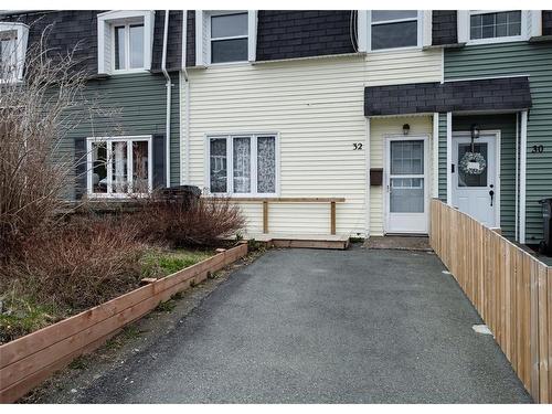 32 Mooney Crescent  St. John's, NL A1G 1K1