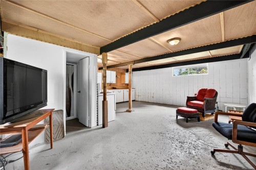 104 Mobrae Ave, Salt Spring, BC 