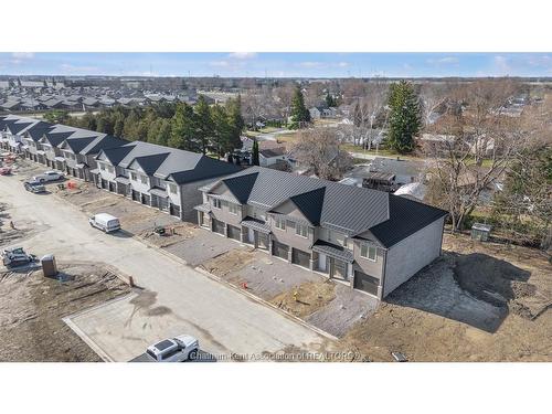 54 Magnolia Lane, Chatham, ON 