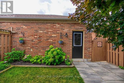 5846 Tenth Line W, Mississauga, ON - Outdoor