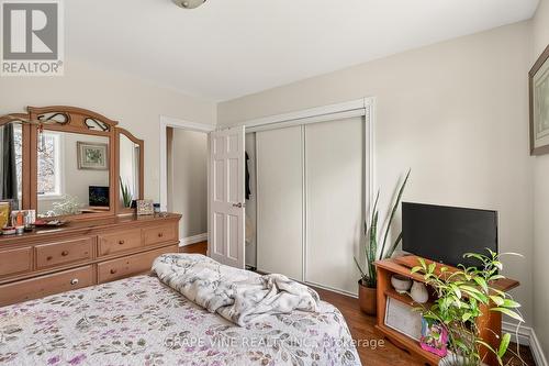 46 Macfarlane Road, Ottawa, ON - Indoor Photo Showing Bedroom