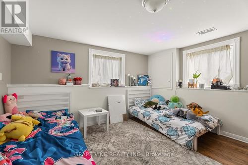 46 Macfarlane Road, Ottawa, ON - Indoor Photo Showing Bedroom