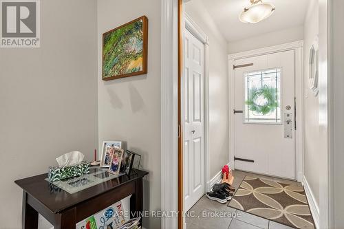 46 Macfarlane Road, Ottawa, ON - Indoor Photo Showing Other Room