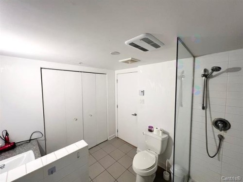 Salle de bains - 1261-10650 Place De L'Acadie, Montréal (Ahuntsic-Cartierville), QC - Indoor Photo Showing Bathroom
