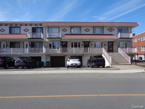 Front of Structure - 8874 Boul. Provencher, Montréal (Saint-Léonard), QC - Outdoor With Facade