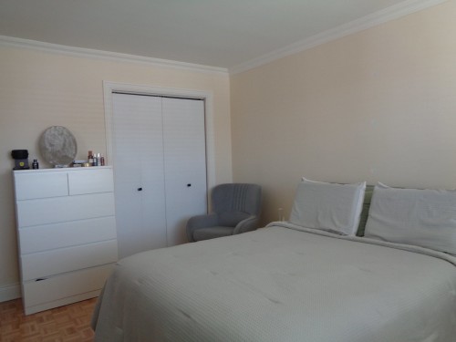 Master Bedroom - 8874 Boul. Provencher, Montréal (Saint-Léonard), QC - Indoor Photo Showing Bedroom
