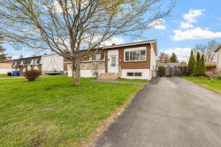 129 Rue Vinet Vaudreuil-Dorion, QC J7V 6P8