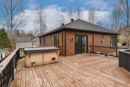 Patio - 2151 Ch. De L'Étang, Sainte-Adèle, QC - Outdoor With Deck Patio Veranda With Exterior