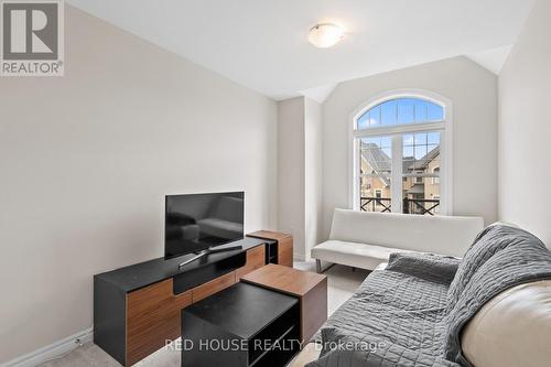 46 Dolobram Trail, Brampton, ON - Indoor Photo Showing Living Room