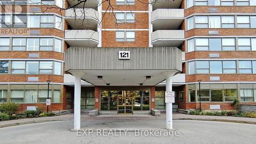 808 - 121 LING ROAD  Toronto, ON M1E 4Y2