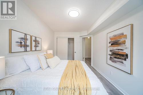 17 - 12 St Moritz Way, Markham, ON - Indoor Photo Showing Bedroom