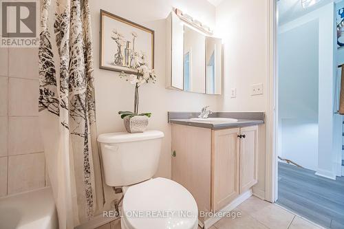 17 - 12 St Moritz Way, Markham, ON - Indoor Photo Showing Bathroom