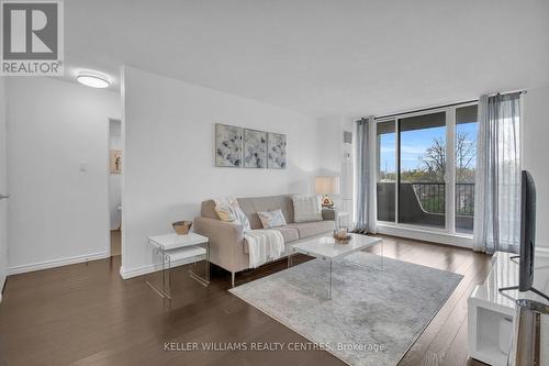 407 - 7811 YONGE STREET  Markham, ON L3T 4S3