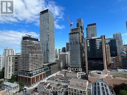 1405 - 11 WELLESLEY STREET W Toronto, ON M4Y 0G4