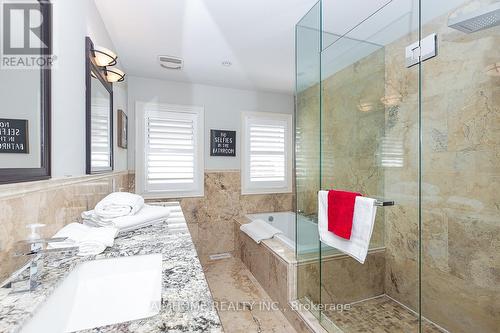220 Weldrick Road W, Richmond Hill, ON - Indoor Photo Showing Bathroom