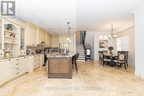 220 Weldrick Road W, Richmond Hill, ON - Indoor