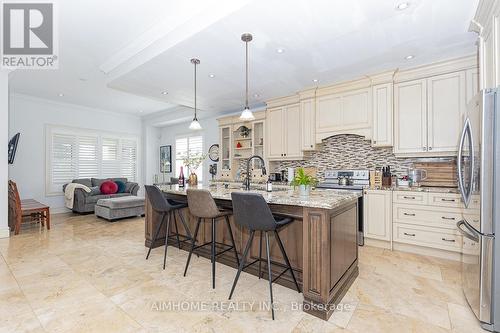 220 Weldrick Road W, Richmond Hill, ON - Indoor Photo Showing Kitchen With Upgraded Kitchen