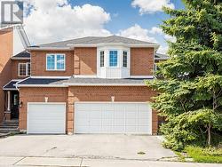 16 NOTTINGHAM DRIVE Richmond Hill, ON L4S 1Z6