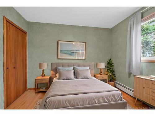 64 Connaught Ave, Moncton, NB 