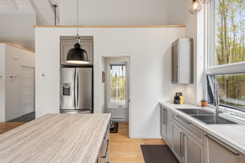 Kitchen - 2648 Rue De Champlain, Dunham, QC - Indoor Photo Showing Kitchen With Double Sink