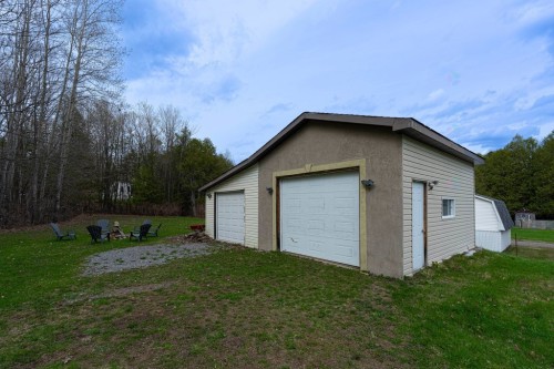 Garage - 147 Ch. Denis, Cantley, QC - Outdoor With Exterior
