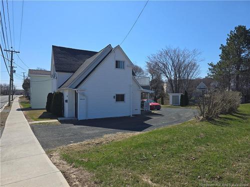 342-344 Main St, Bathurst, NB 