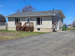 169 rue Louis de Lanteigne  Caraquet, NB E1W 1A9