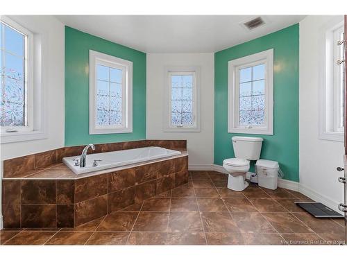 5 Carlson St, Moncton, NB 