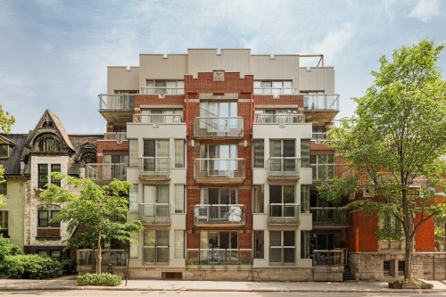 Front of Structure - 204-1455 Rue Towers, Montréal (Ville-Marie), QC - Outdoor With Balcony With Facade