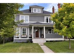 575 Murray AVE Bathurst, NB E2A 1T8