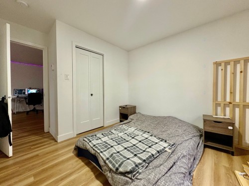 Bedroom - 101-227 Rue St-Jacques, Saint-Jean-Sur-Richelieu, QC - Indoor Photo Showing Bedroom