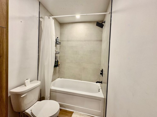 Bathroom - 101-227 Rue St-Jacques, Saint-Jean-Sur-Richelieu, QC - Indoor Photo Showing Bathroom