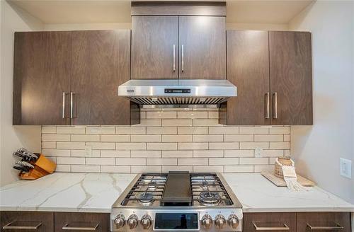 77 Kestrel Way, Winnipeg, MB 