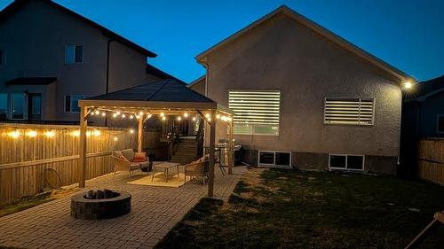 77 Kestrel Way, Winnipeg, MB 