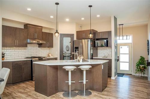 77 Kestrel Way, Winnipeg, MB 