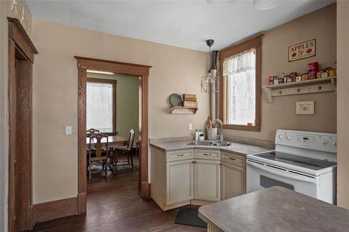 253 Macdonald Ave, Warren, MB 