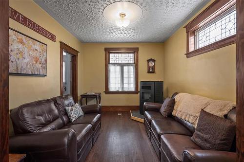 253 Macdonald Ave, Warren, MB 