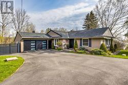 736 VICTORIA STREET Midland, ON L4R 1B4