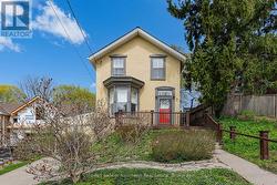 7 DURHAM STREET Guelph (Downtown), ON N1H 2Y1